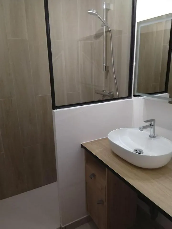 Appartement Joli 2 pièces 4 personnes VUE MER Cavalaire-sur-Mer
