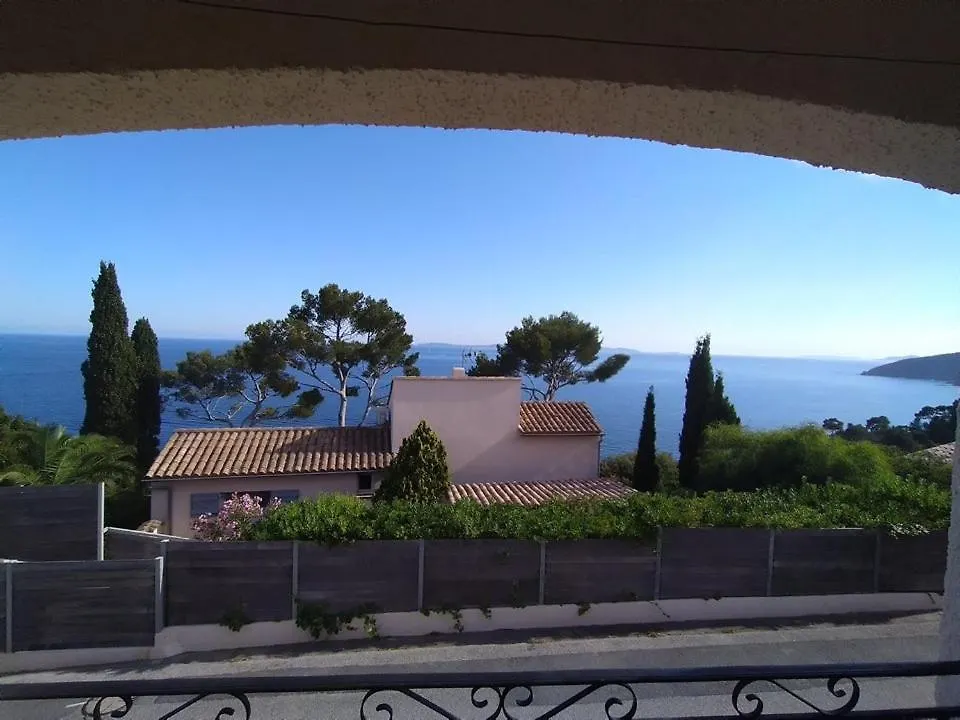 Joli 2 pièces 4 personnes VUE MER Cavalaire-sur-Mer Appartement