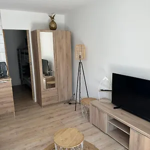  Appartement Charment 100m De La Place De Parking
